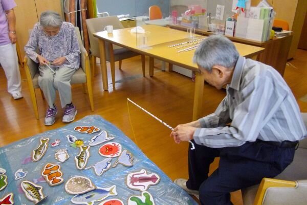 魚つりの様子